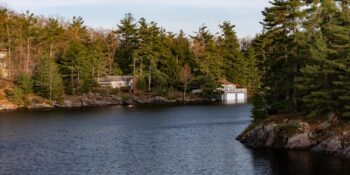 1-1076 Birch Point Road - The Bemmann Team