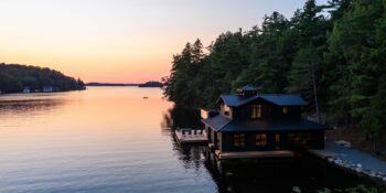 1097 Armstrong Point Rd - The Bemmann Team